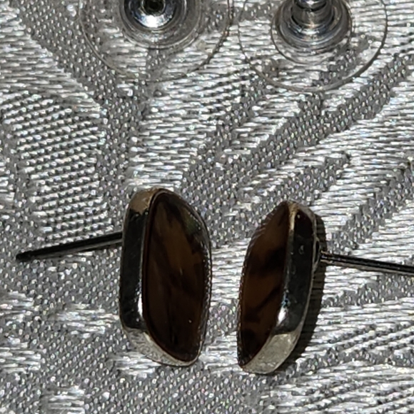 Abalone Stud Earrings - Picture 4 of 4